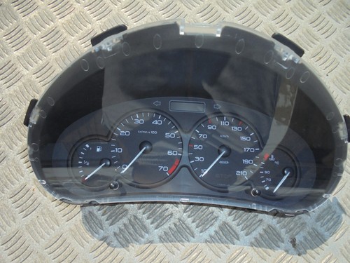Tacho kombiinstrument - tacho,